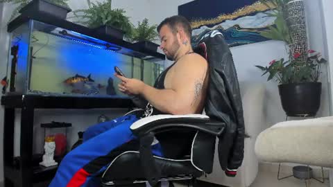 Snapshot of johnnygrayson_ chatting on 06/10/26, 11:57 JOHNNY online show from 06/10/26, 11:57