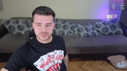 Snapshot of johnnylove21 chatting on 12/10/24, 12:17 Johnny online show from 12/10/24, 12:17