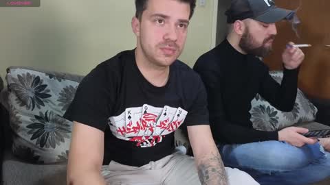 Snapshot of johnnylove21 chatting on 01/04/25, 05:16 Johnny online show from 01/04/25, 05:16