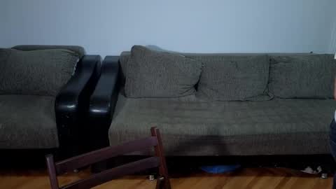 Snapshot of johnnylove21 chatting on 10/25/25, 05:08 Johnny online show from 10/25/25, 05:08