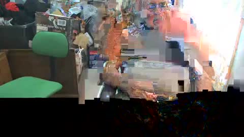 Snapshot of johnnys110153 chatting on 09/14/25, 05:01 johnnys110153 online show from 09/14/25, 05:01