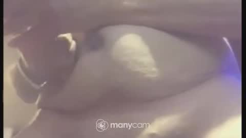 Snapshot of johnnyshung1 chatting on 12/02/24, 08:09 johnnyshung1 online show from 12/02/24, 08:09