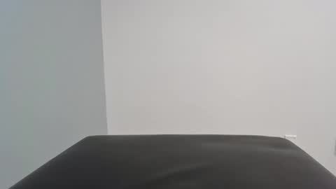 Snapshot of johnnyuchiro7 chatting on 02/18/26, 05:58 Johnny online show from 02/18/26, 05:58