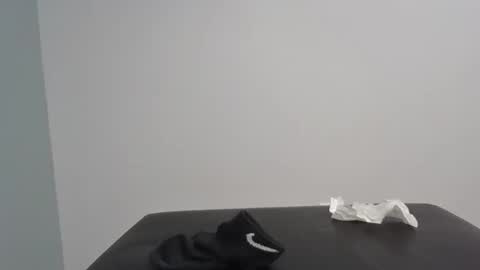 Snapshot of johnnyuchiro7 chatting on 02/27/26, 06:57 Johnny online show from 02/27/26, 06:57