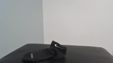 Snapshot of johnnyuchiro7 chatting on 04/12/26, 11:21 Johnny online show from 04/12/26, 11:21