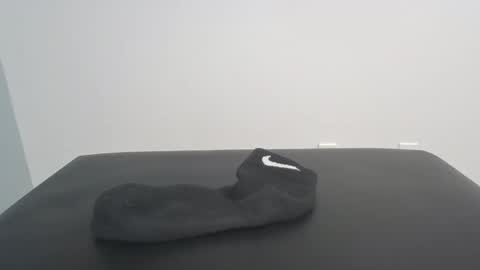 Snapshot of johnnyuchiro7 chatting on 04/20/26, 01:41 Johnny online show from 04/20/26, 01:41