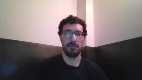 Snapshot of johnparis7575 chatting on 01/08/25, 12:15 Johnfrench online show from 01/08/25, 12:15