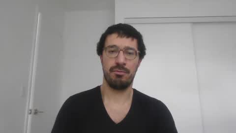 Snapshot of johnparis7575 chatting on 01/12/25, 05:33 Johnfrench online show from 01/12/25, 05:33