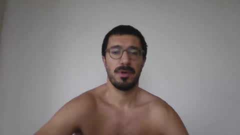 Snapshot of johnparis7575 chatting on 10/30/25, 02:29 Johnfrench online show from 10/30/25, 02:29