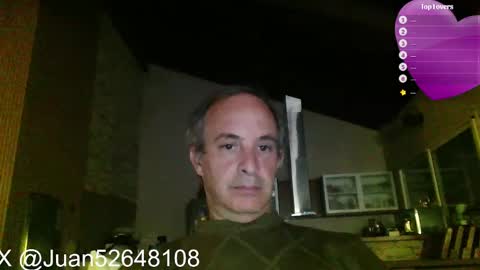 Snapshot of johnq_23 chatting on 09/22/25, 12:34 John online show from 09/22/25, 12:34