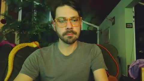 Snapshot of johnrocaroro111 chatting on 12/06/24, 04:03 johnrocaroro111 online show from 12/06/24, 04:03