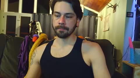 Snapshot of johnrocaroro111 chatting on 02/14/25, 02:18 johnrocaroro111 online show from 02/14/25, 02:18