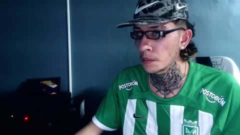 Snapshot of johnsonisaac94_ chatting on 12/13/24, 07:25 johnsonisaac94  online show from 12/13/24, 07:25