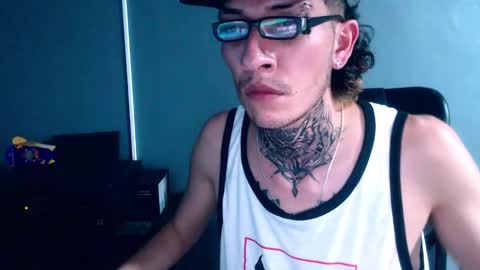 Snapshot of johnsonisaac94_ chatting on 12/15/24, 06:18 johnsonisaac94  online show from 12/15/24, 06:18