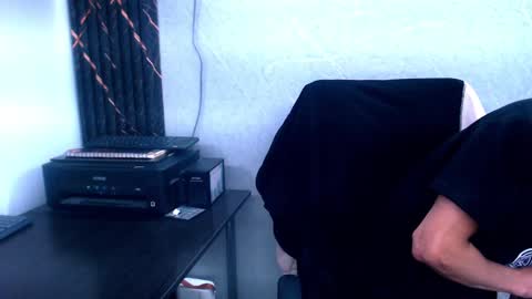 Snapshot of johnsonisaac94_ chatting on 02/10/25, 07:36 johnsonisaac94  online show from 02/10/25, 07:36