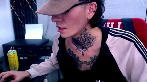 Snapshot of johnsonisaac94_ chatting on 02/16/25, 07:48 johnsonisaac94  online show from 02/16/25, 07:48