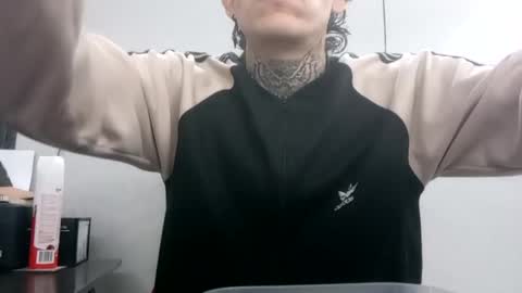 Snapshot of johnsonisaac94_ chatting on 02/17/25, 04:09 johnsonisaac94  online show from 02/17/25, 04:09