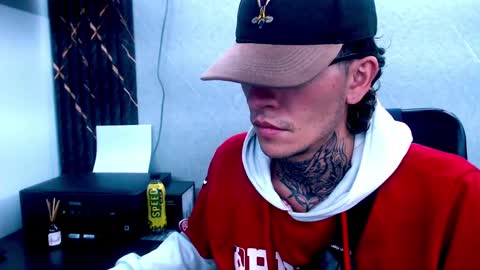 Snapshot of johnsonisaac94_ chatting on 02/20/25, 05:23 johnsonisaac94  online show from 02/20/25, 05:23