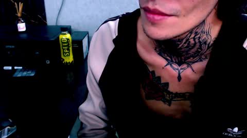 Snapshot of johnsonisaac94_ chatting on 02/22/25, 07:34 johnsonisaac94  online show from 02/22/25, 07:34