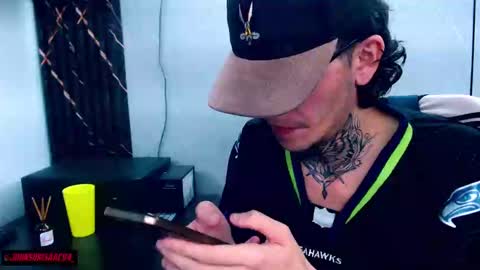 Snapshot of johnsonisaac94_ chatting on 02/27/25, 05:02 johnsonisaac94  online show from 02/27/25, 05:02