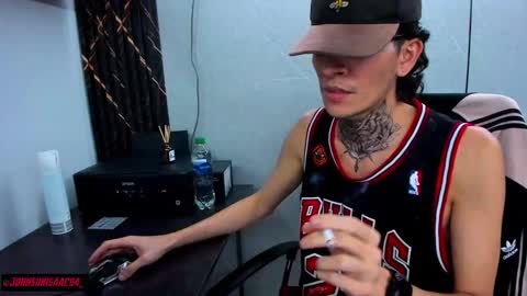 Snapshot of johnsonisaac94_ chatting on 03/03/25, 05:09 johnsonisaac94  online show from 03/03/25, 05:09