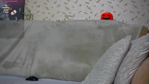 John online show from 10/23/25, 06:28