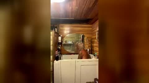 johnturtle247420 online show from 07/28/26, 11:28