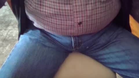 Snapshot of johnxxx549 chatting on 02/25/25, 06:53 johnxxx549 online show from 02/25/25, 06:53