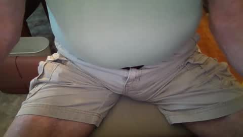 Snapshot of johnxxx549 chatting on 09/18/25, 01:57 johnxxx549 online show from 09/18/25, 01:57