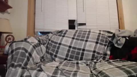 Snapshot of johstondude chatting on 11/24/25, 02:11 Johston online show from 11/24/25, 02:11