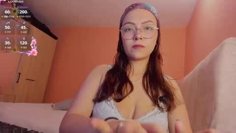 Snapshot of jois0311 chatting on 12/18/25, 01:33 SasaHara online show from 12/18/25, 01:33