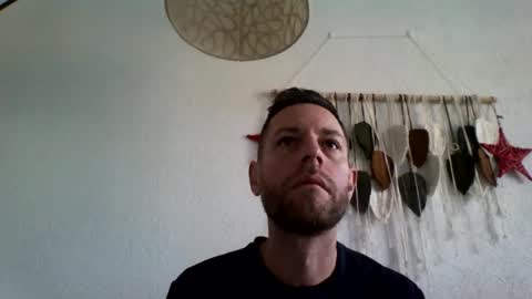 jojo19844 online show from 12/17/25, 07:58