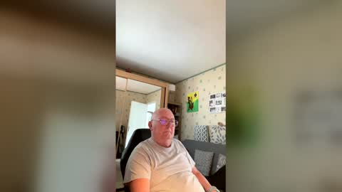 Snapshot of jojo60000529566 chatting on 03/16/26, 01:15 jojo60000529566 online show from 03/16/26, 01:15