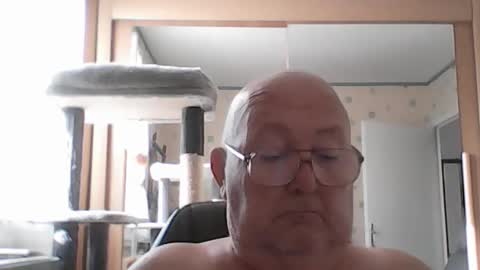 jojo60000529566 online show from 08/03/26, 07:18