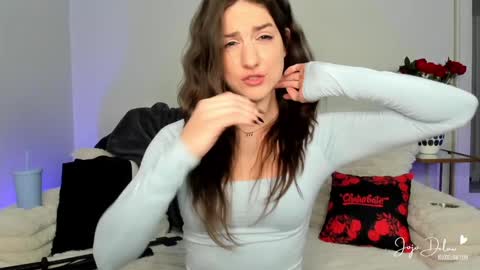 Snapshot of jojodelow chatting on 02/01/25, 04:14 online show from 02/01/25, 04:14