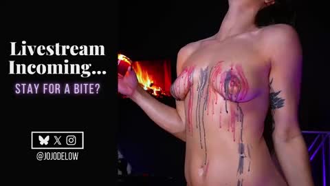 Snapshot of jojodelow chatting on 03/17/26, 12:15 online show from 03/17/26, 12:15