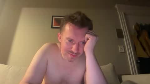 Snapshot of jojohalloran64 chatting on 01/11/26, 01:43 jojohalloran64 online show from 01/11/26, 01:43