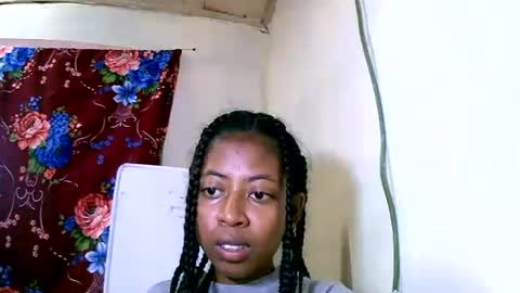 joliekah27 online show from 01/23/25, 02:17