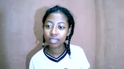 joliekah27 online show from 01/29/25, 07:00