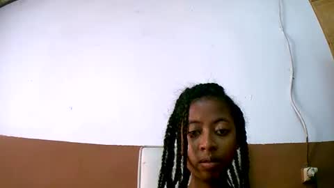 joliekah27 online show from 02/03/25, 08:13