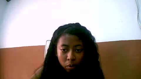 joliekah27 online show from 02/05/25, 08:11