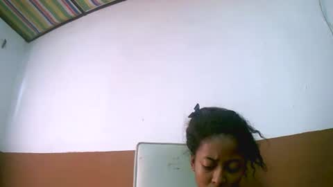 joliekah27 online show from 02/05/25, 11:55