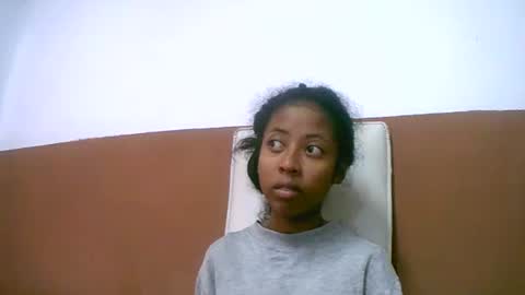 joliekah27 online show from 02/06/25, 03:48