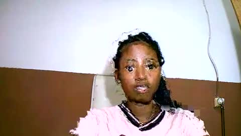 joliekah27 online show from 02/14/25, 01:29