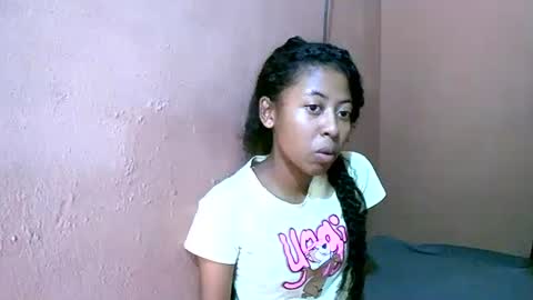 joliekah27 online show from 02/25/25, 09:20