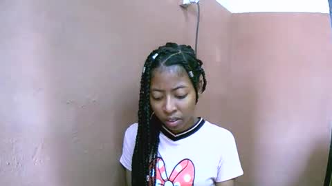 joliekah27 online show from 02/27/25, 07:44