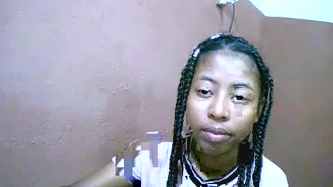 joliekah27 online show from 02/28/25, 05:37