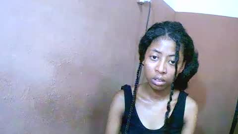 joliekah27 online show from 03/04/25, 04:38