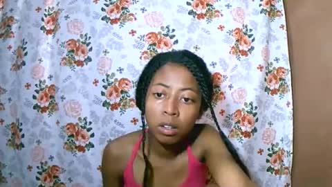 joliekah27 online show from 03/12/25, 09:44