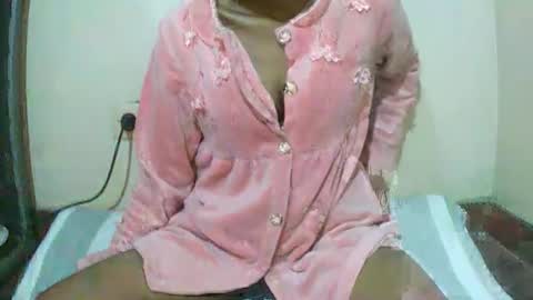 joliekah27 online show from 12/20/25, 06:48